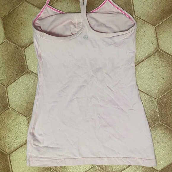 Baby pink Lululemon Tank Power Y - Picture 2 of 4